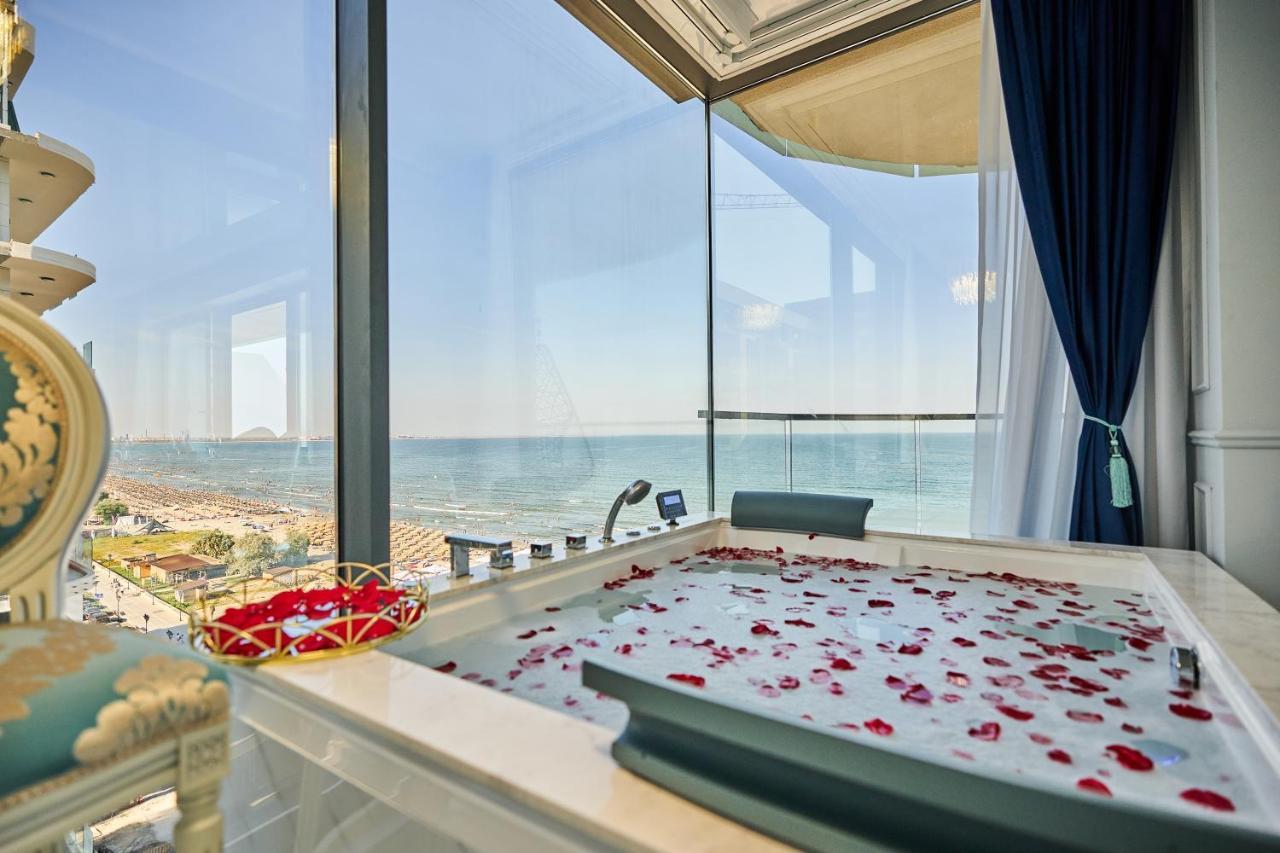 Apartamento Luxury By The Sea, Mamaia Năvodari Exterior foto